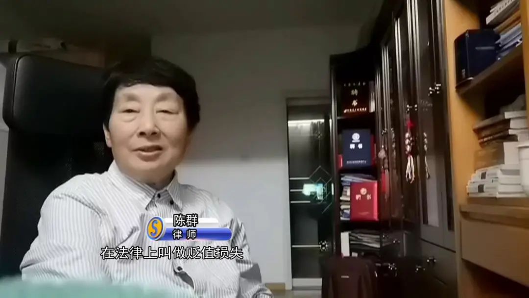 DƬ